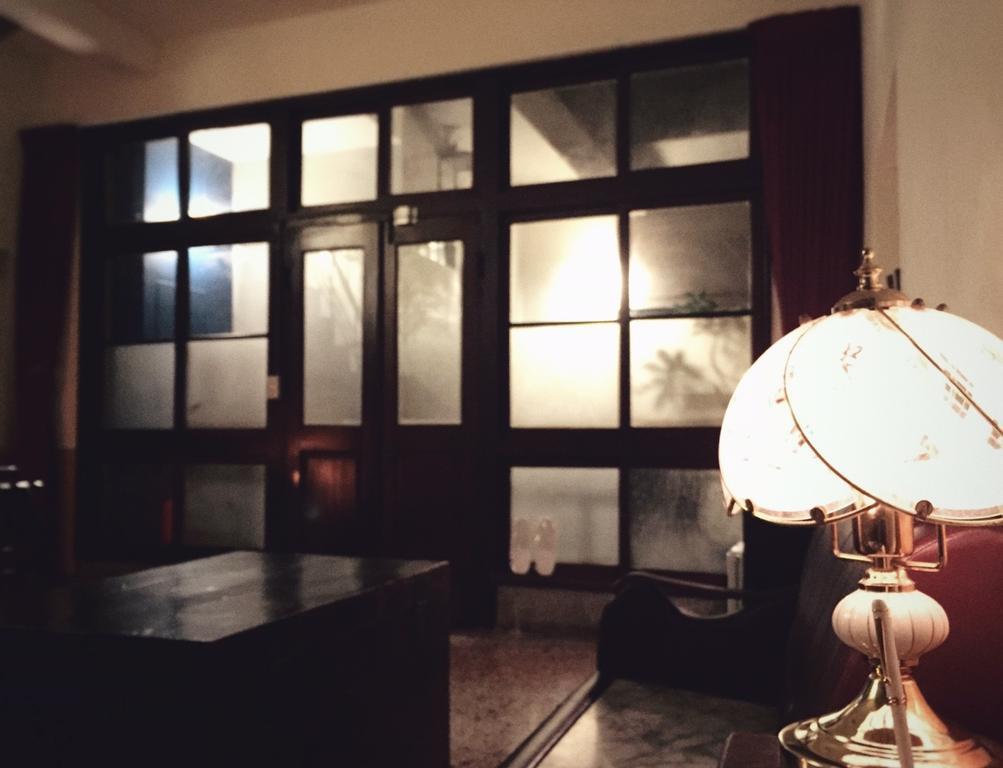 Goin Old House & Bar Appartement Tainan Buitenkant foto